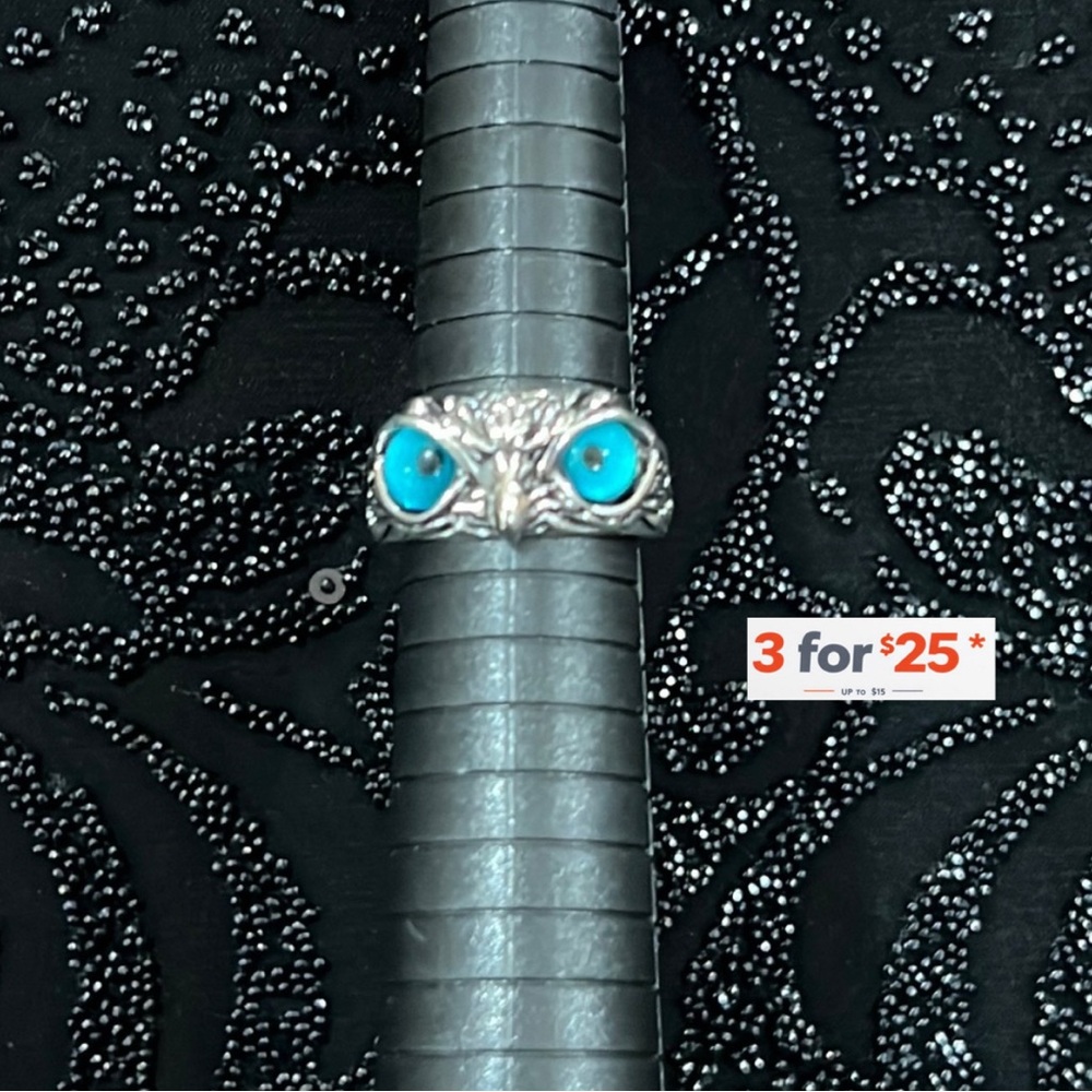 Owl Falcon hawk eagle blue eyes ring size 7.5